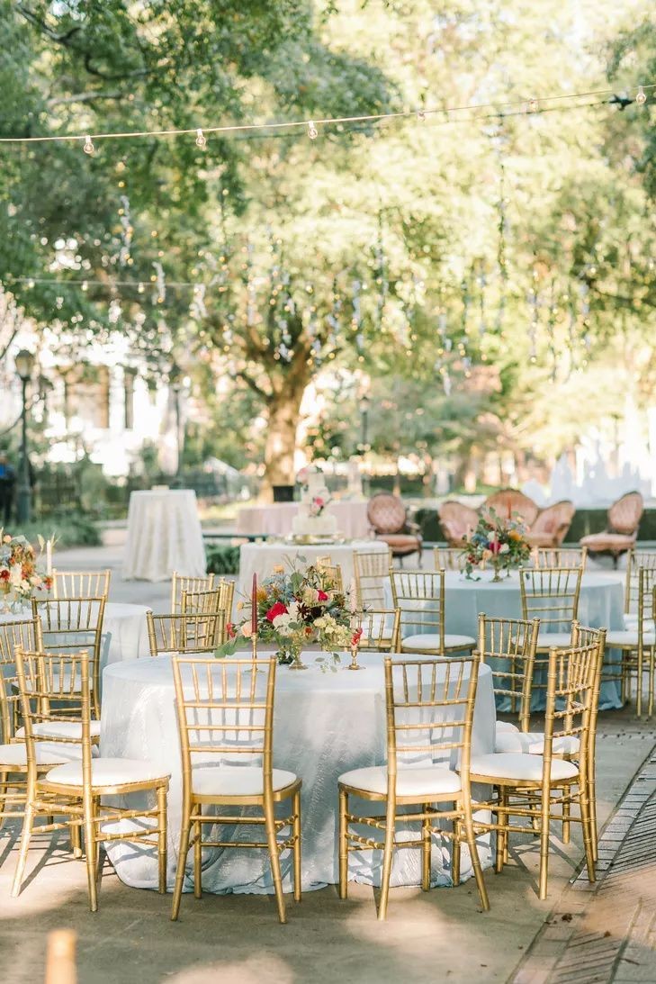 Location Chaise Chiavari - Or